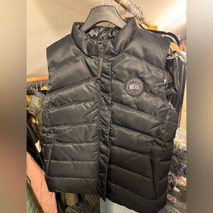BNWT Canada Goose Satin Black Freestyle Vest